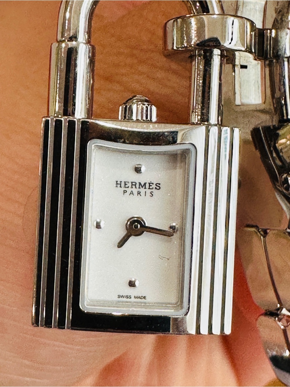 Authentic Hermes Kelly watch Mini - Picture 3 of 8